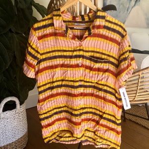 🔸🔶Vibe-rant Urban Outfitters Blouse (NWT) 🔶🔸